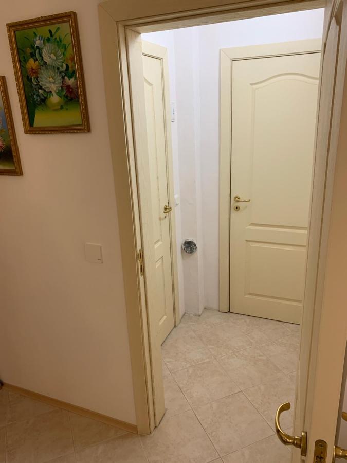 Sunray Guest House, Private Rooms & Apartment With Lovely Sea View Varna Dış mekan fotoğraf