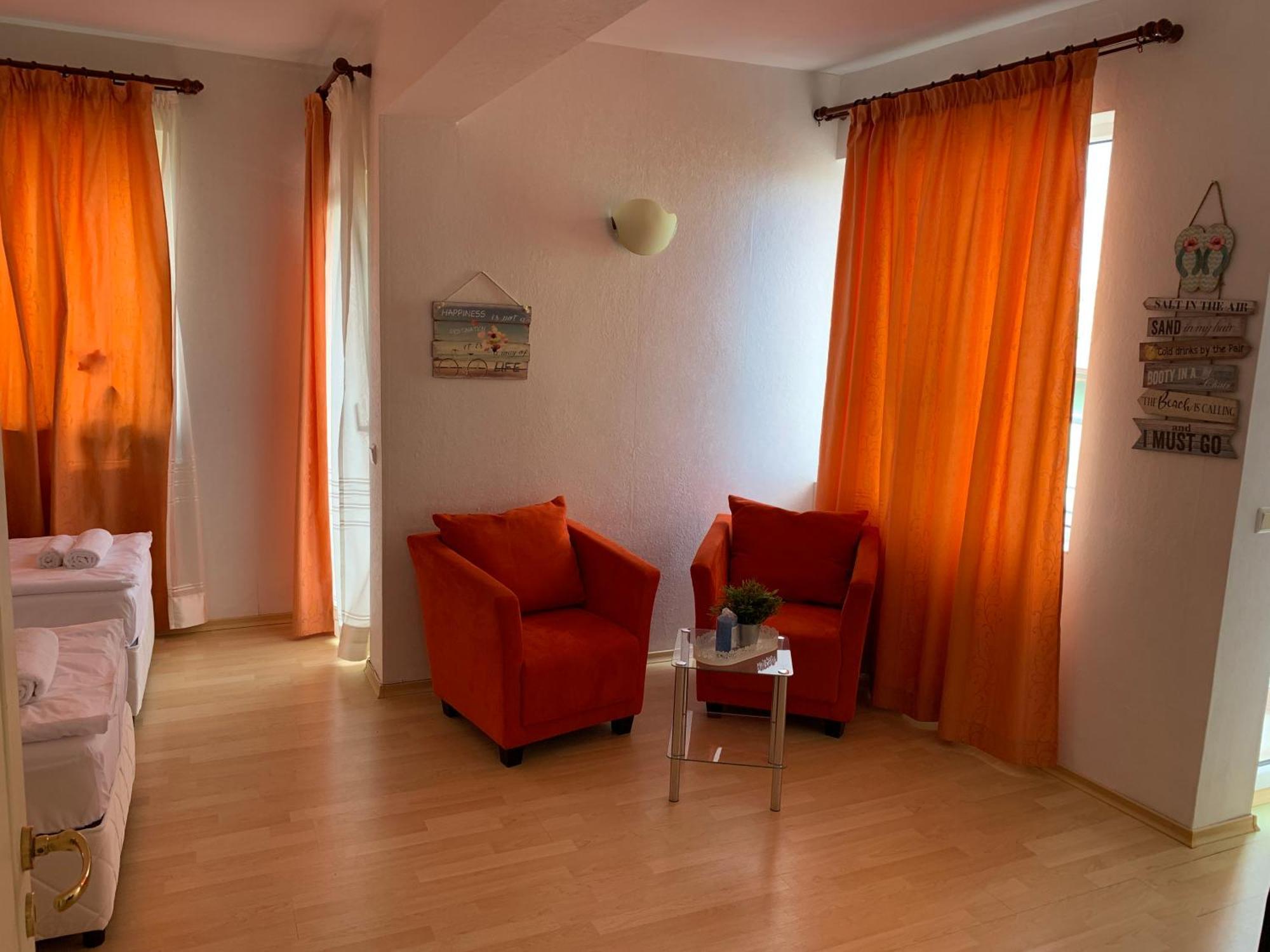 Sunray Guest House, Private Rooms & Apartment With Lovely Sea View Varna Dış mekan fotoğraf