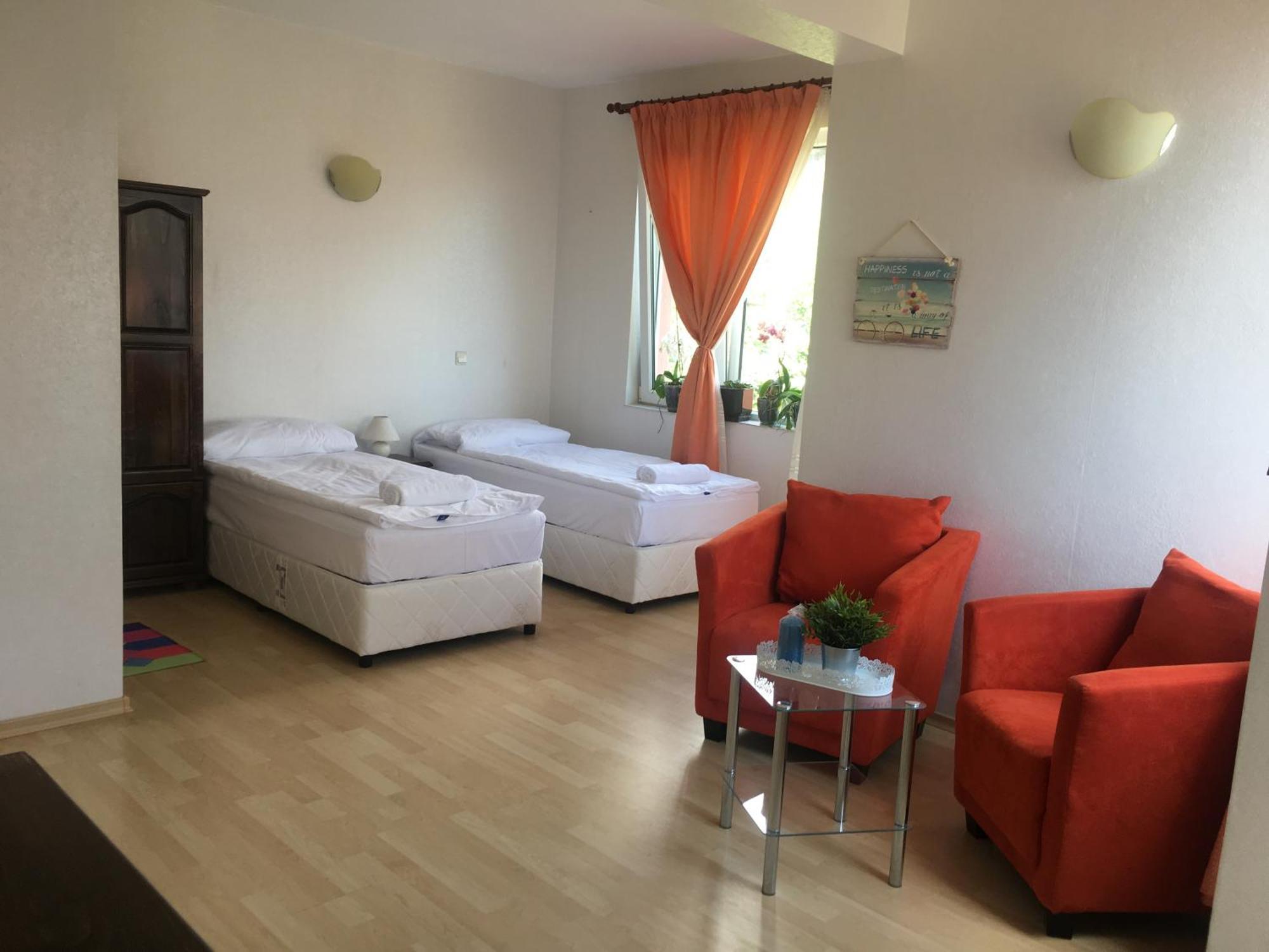 Sunray Guest House, Private Rooms & Apartment With Lovely Sea View Varna Dış mekan fotoğraf