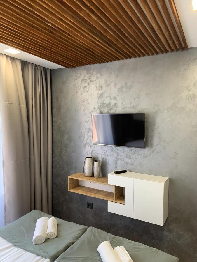 Sunray Guest House, Private Rooms & Apartment With Lovely Sea View Varna Dış mekan fotoğraf